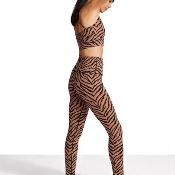 Varley Century Legging 2.0 Clay Zebra RARE - Picture 4 of 16
